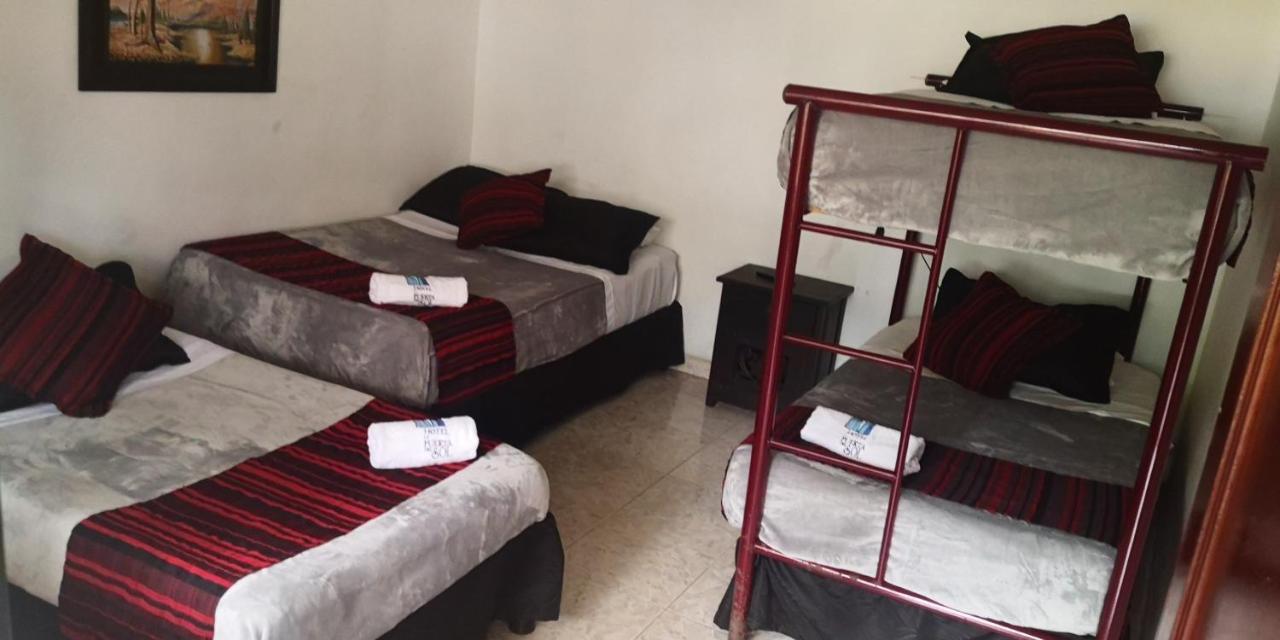 Hotel La Puerta Del Sol La Vega  Eksteriør bilde