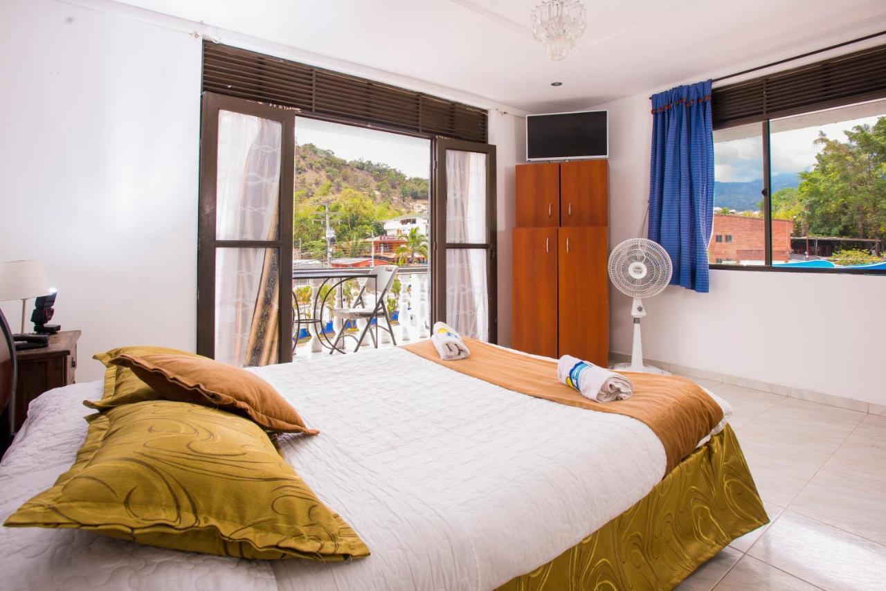 Hotel La Puerta Del Sol La Vega  Eksteriør bilde