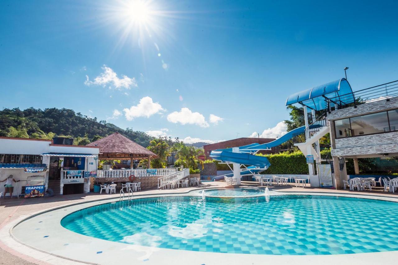 Hotel La Puerta Del Sol La Vega  Eksteriør bilde