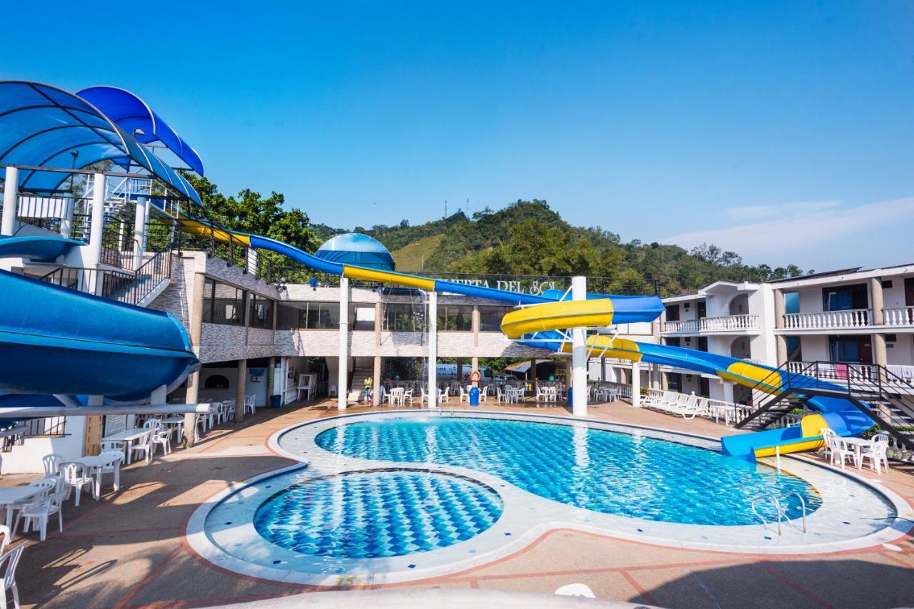 Hotel La Puerta Del Sol La Vega  Eksteriør bilde